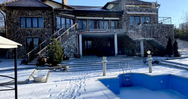 Vila 1300 mp utili 2000 mp teren in FAGET