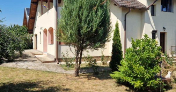Casa cu etaj in Catamaresti Deal