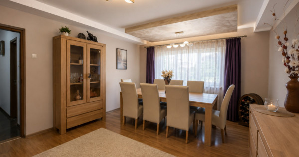 Apartament cu 4 camere, 94 mp, zona Central