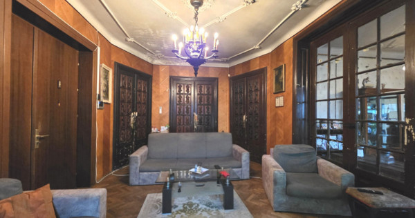 Apartament in Vila, 5 camere, Alexandru Philippide 4, de re
