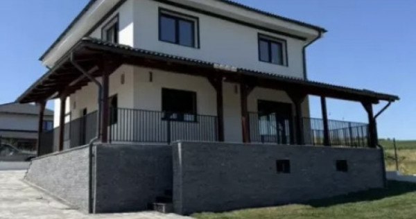 Casa individuala 4 camere 120 mp 500mp teren in Chinteni