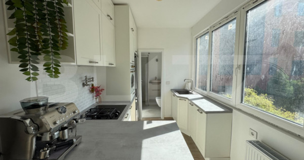 Apartament 3 camere, complet renovat, parcare &icirc;n curte, USA