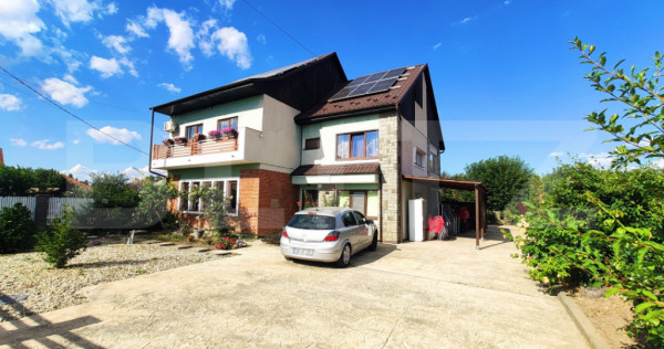 Casa cu 7 camere, 250 mp, curte, zona Dorolt