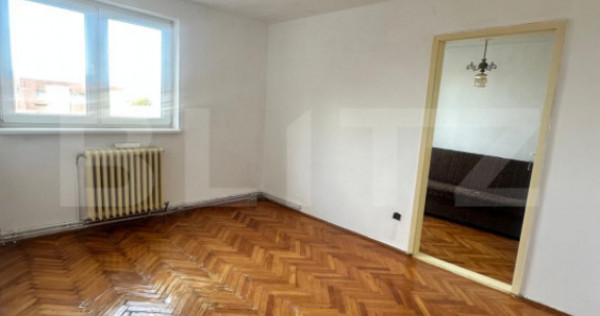 Apartament 3 camere, 35 mp, zona Micro 1