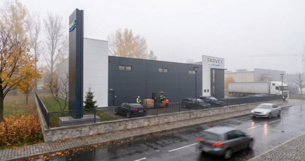 Chirie- Spatiul Industrial/ Depozit 1800mp - Teren 5800 m...