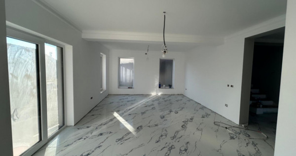 Casa Giarmata la gri cu toate utilitatile - ID V5615