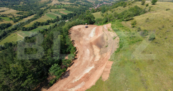 Teren de vanzare, 3710 mp, zona Agarbiciu