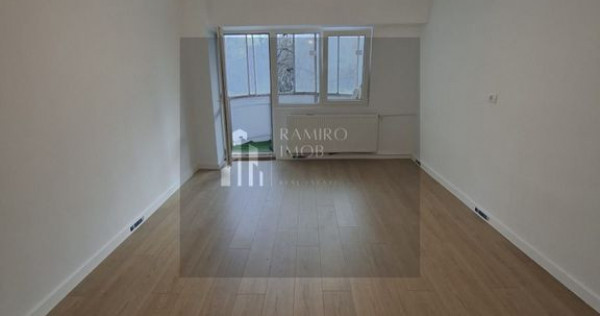 Garsoniera decomandata, Metrou Aparatorii Patriei, et.1, ...