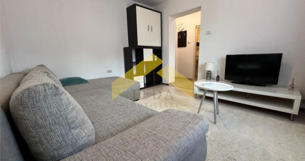 Garsoniera de zona Confectii
