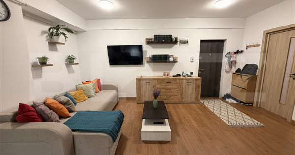 Apartament 3 camere, 62.20 mp, zona Sesul de sus