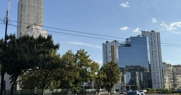 Inchiriere Apartament 3 Camere, Primaria Ploiesti, Centru,