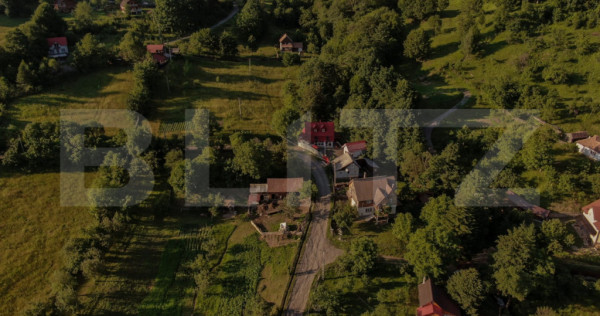 Casa de vacanta, 160 mp, zona Valea Regilor &ndash; Gurghiu