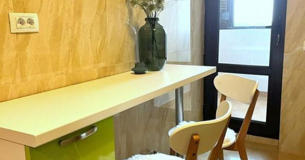 De inchiriat apartament cu o camera Italian Residence, et. 5, 420 euro