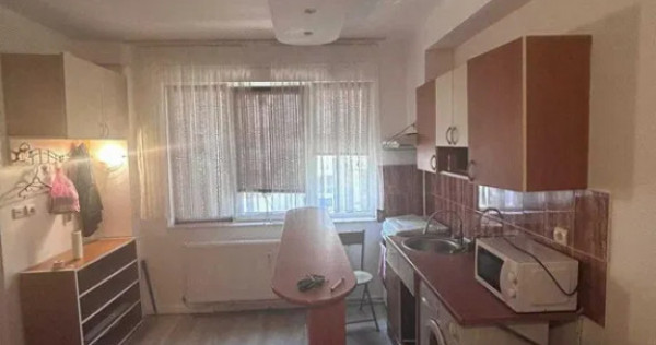 260 euro! Garsonieră renovată &ndash; Bularga, etaj 1