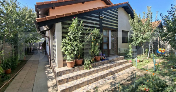 Casa 3 camere, 2 bai, 72 mp, teren 251 mp, zona Damila