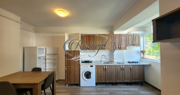 Apartament 2 camere de inchiriat, strada Paris