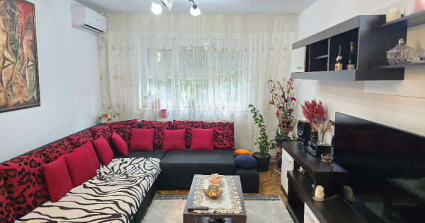 Vand apartament 3 camere in Deva, zona Minerului, etaj 3,