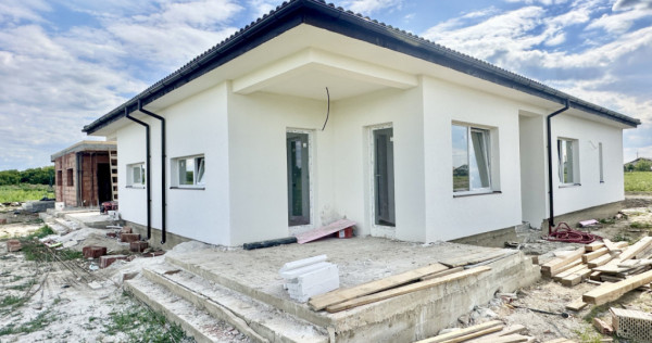 Duplex cu 3 camere si 2 bai - 76 mp utili - Bucovat
