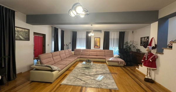 Casa individuala cu 4 camere si teren de 600 mp - Dumbravita