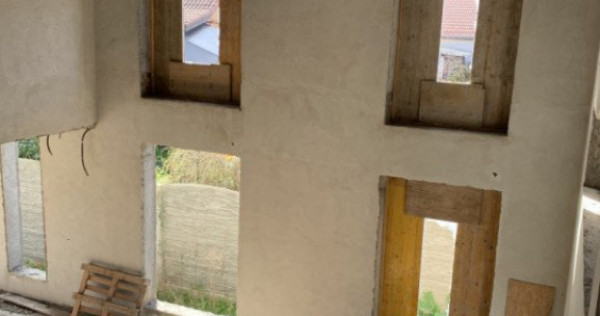 Vila exclusivista 880 mp utili zona Mehala pretabil clinica