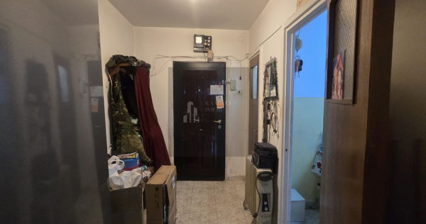 Apartament 3 camere zona Brancoveanu / Huedin