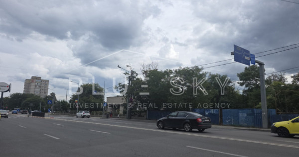 Teren 645 mp cu deschidere 32 m la Bd. I.C. Brătianu
