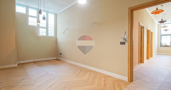 Spațiu de birouri de &icirc;nchiriat &ndash; Centrul Civic, Brașov | 80 mp utili