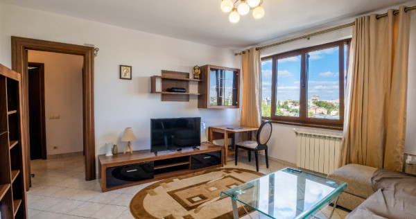 Apartament de 3 camere, la 10 minute de mers pe jos de Piața Unirii.