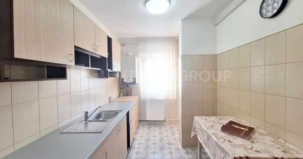 Apartament 3 camere, etaj intermediar, comision 0
