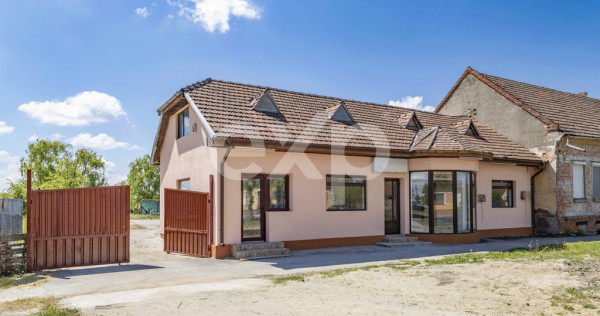 DE &Icirc;NCHIRIAT | Spațiu comercial &icirc;n Bacova