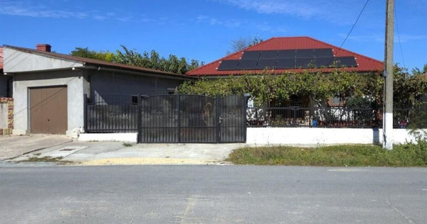 Castelu - Str. Florilor, casa din 2012, teren 737 mp si 106 mp utili