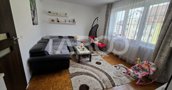 Apartament 2 camere de vanzare mobilat cu balcon in Terezian