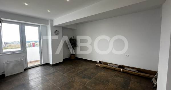 Apartament 2 camere de vanzare bucatarie separata etaj inter