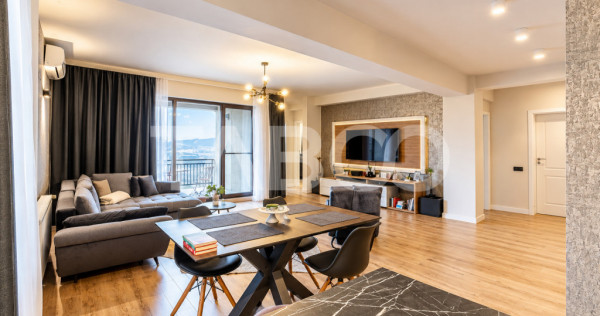 Apartament 3 camere finisaje premim cu priveliste spre oras