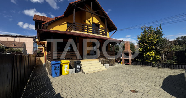 Casa de vanzare cu 5 camere 3 bai curte privata Turnisor Sib