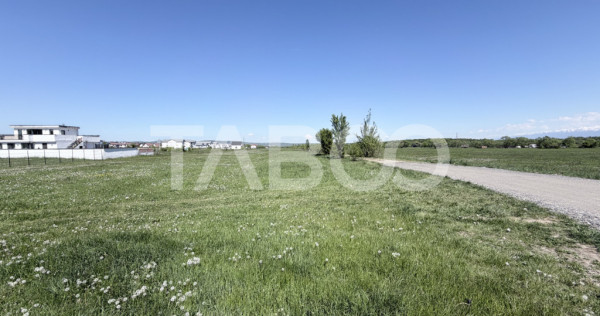 Teren intravilan de 29794 mp cu PUZ aprobat zona Arhitectilo