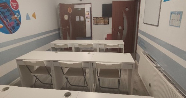 Inchiriez apartament 4 camere, 2 bai, zona Tei, parter, nemobilat