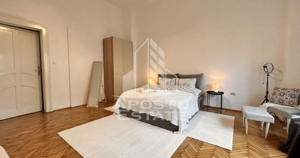 Apartament, spatios etaj 1, vedere in Piata Victoriei