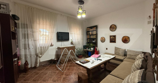 Casa plan parter, pretabila spatii de birouri, zona centrala