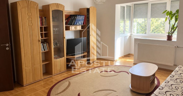 Apartament cu 2 camere, semidecomandat, zona Dambovita