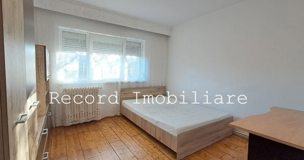 Apartament 3 camere decomnadat, 2 bai, Zona Kaufland Manastur, Cluj