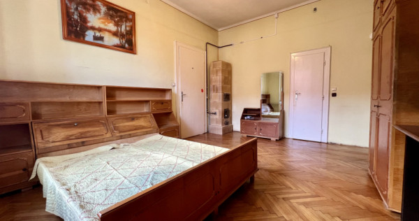 Apartament 4 camere, circular, 126 mp utili, etaj 1 - Zona