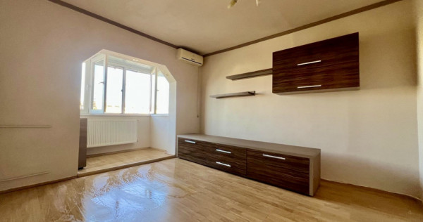 Apartament 2 camere, etaj 4/5, decomandat, 48 mp, zona Lipo