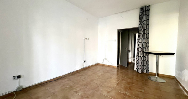 Spatiu comercial de inchiriat, 40 mp utili - Zona Lipovei