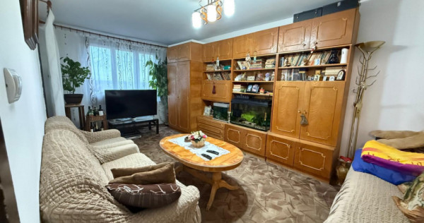 Apartament cu 3 camere, 68 mp, decomandat - Olimpia-Stadion