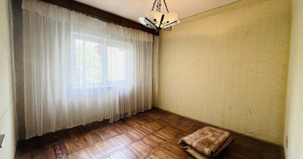 Apartament cu 3 camere, etaj 3 - Calea Aradului