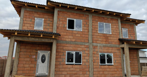 Duplex in zona excelenta - bucatarie separata - toate utilit
