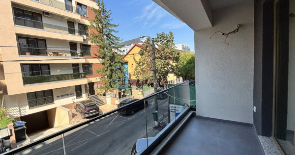 Apartament spatios 4 camere I Aviatiei