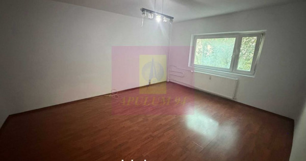 Vanzare apartament 3 camere in zona Nerva Traian