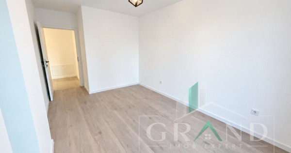 Apartament 3 camere de vanzare , Eroilor, Floresti.